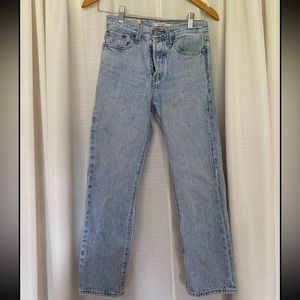 Levi’s Wedgie Cropped